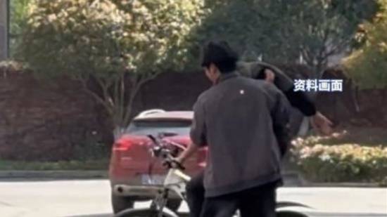 成人学车居然能月入过万，上海大学生的创业秘诀让人意想不到官方正版下载 - 极玩家