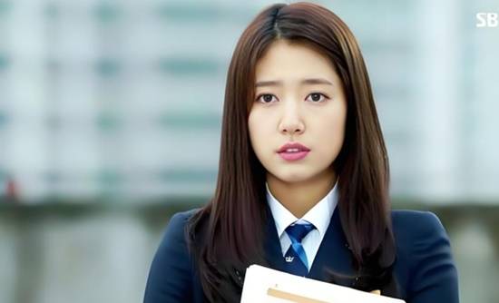 朴信惠自曝成功秘诀，没想到三部爆款剧全靠这件衣服官方正版下载 - 极玩家