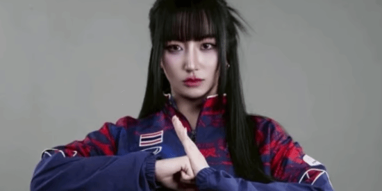 电竞冠军女友赛场作弊，幕后黑手竟是男友代打官方正版下载 - 极玩家